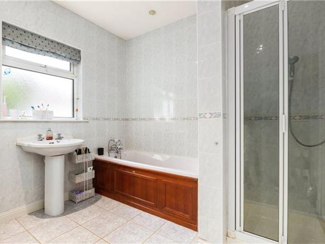 Detached House for sale in Enniskerry, North Tipperary