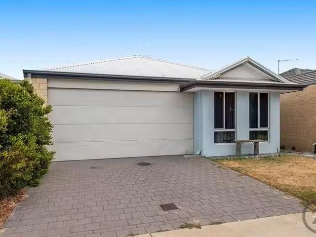 House for rent in Golden Bay