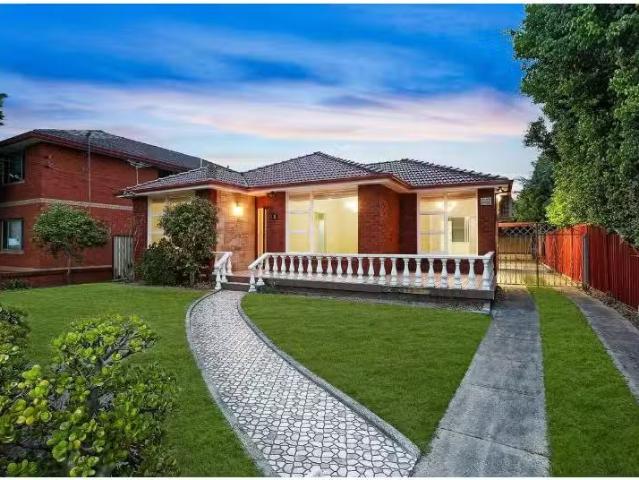 House for rent in Eastlakes