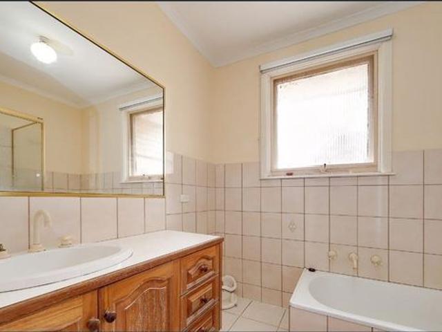 House for rent in Craigieburn, Victoria