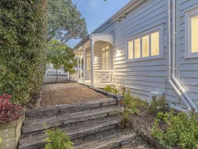 House for sale in Eden Terrace, Auckland