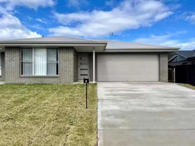 House for rent in Moore Creek, New South Wales