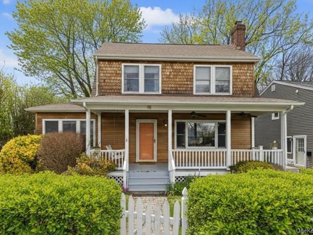 House for sale in Huntington, New York