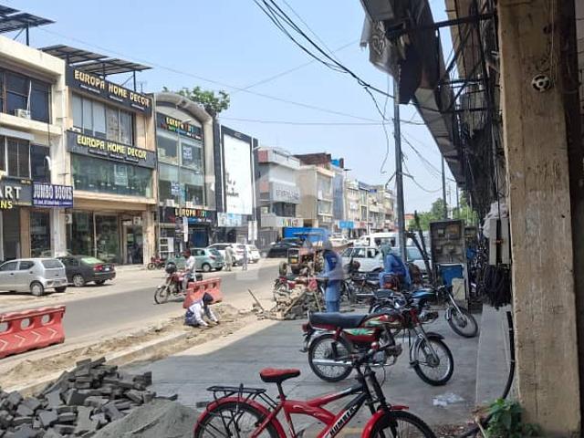 Building for sale in لاہور, لاہور ڈویژن