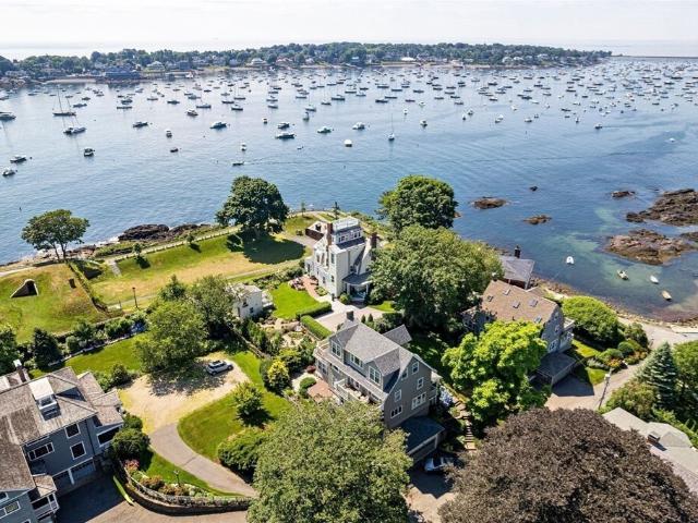 House for rent in Marblehead