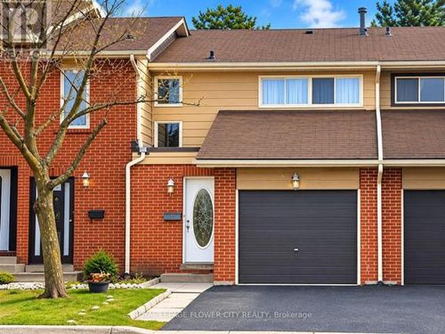 Townhouse for rent in Brampton, Golden Horseshoe