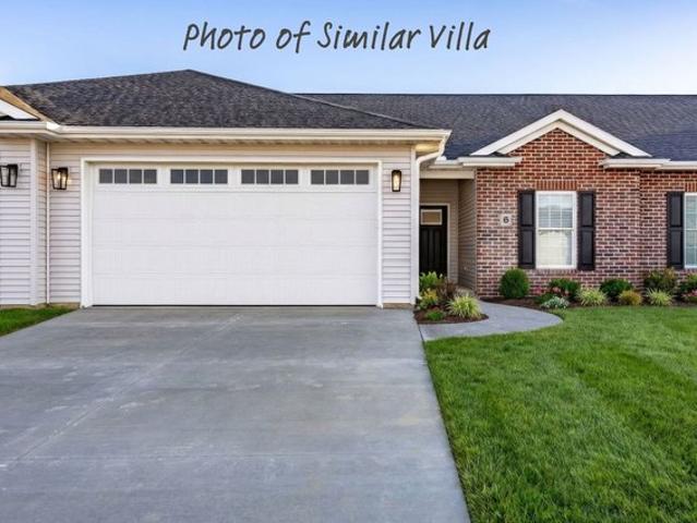 Townhouse for sale in Le Claire, Iowa