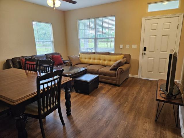 Room for rent in La Marque, Galveston County