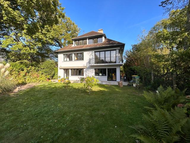 Maison vente à Nanterre, Vaucresson