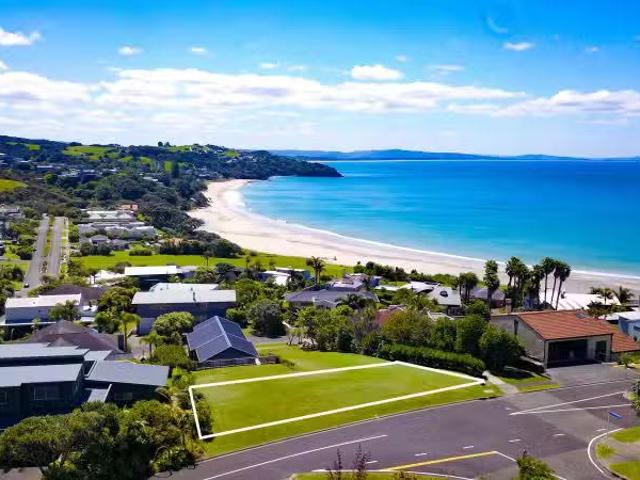 House for sale in Langs Beach, Northland