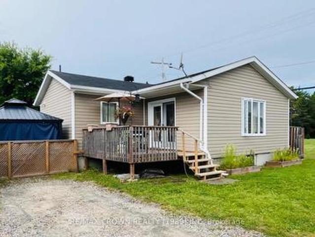 House for sale in Cochrane, Ontario