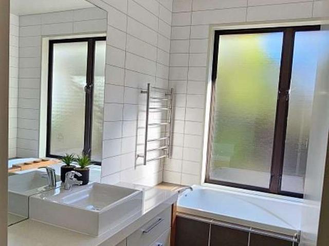 House for rent in Otakou