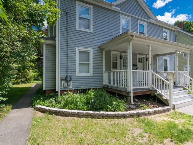 Townhouse for rent in Easthampton, Massachusetts