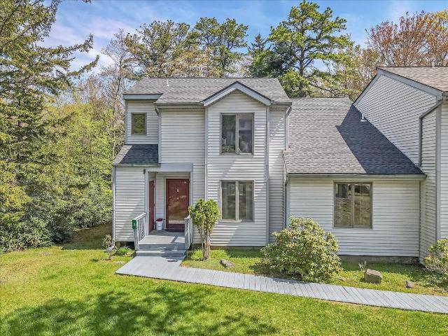 Townhouse for sale in Lake Harmony