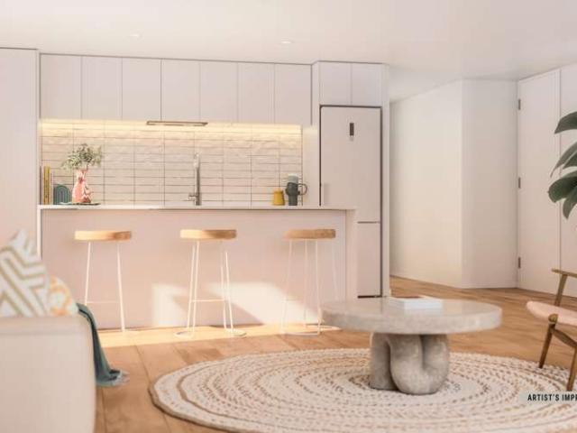 Townhouse for sale in Chaslands, Canterbury