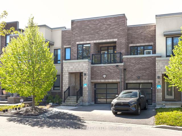Townhouse for sale in Woburn, Ontario