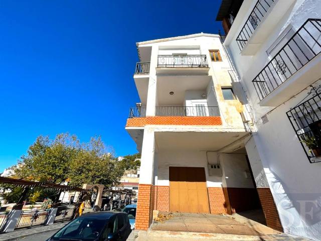 Casa en venta en Canillas De Aceituno, Málaga