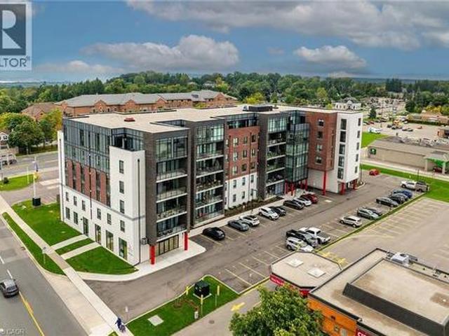 Condo for sale in Ancaster, Ontario