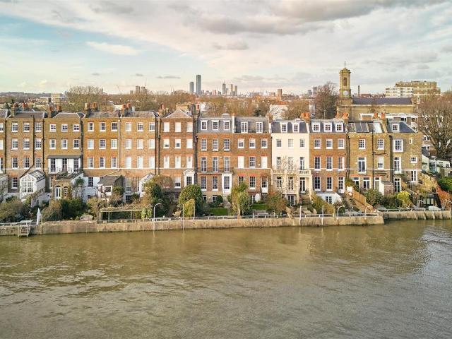 House for rent in London Borough of Hammersmith and Fulham, Greater London