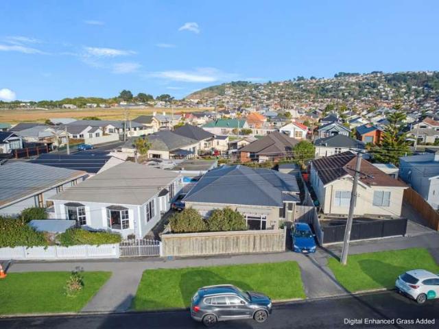 House for sale in Otakou