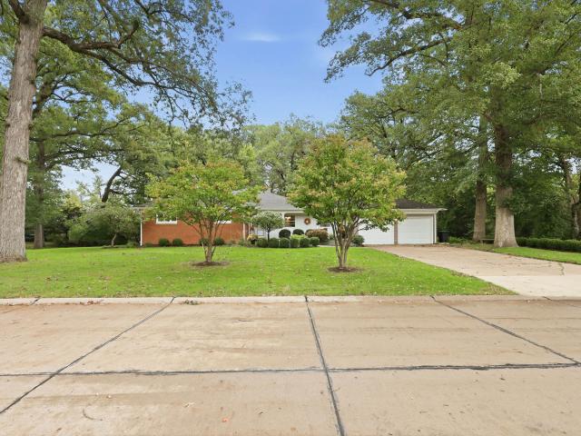 House for sale in Watch Hill, Rock Island