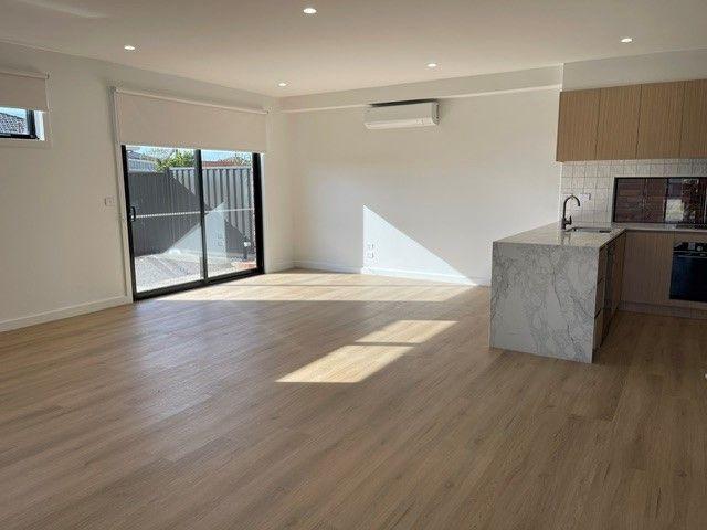 Townhouse for rent in Camerons Creek, Victoria