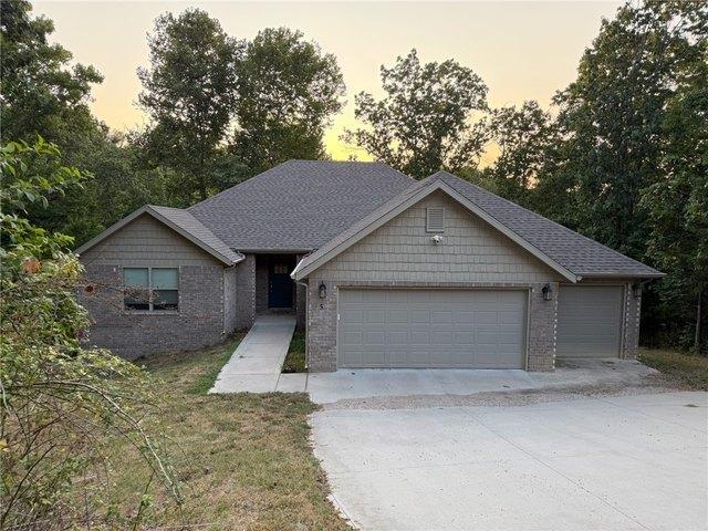 House for sale in Ark