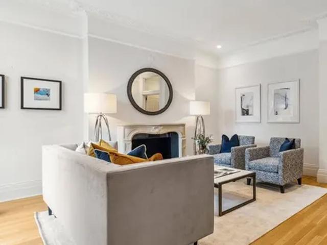 House for rent in Brompton, Greater London