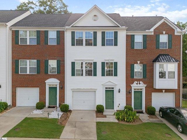 Townhouse for sale in Simpsonville, South Carolina