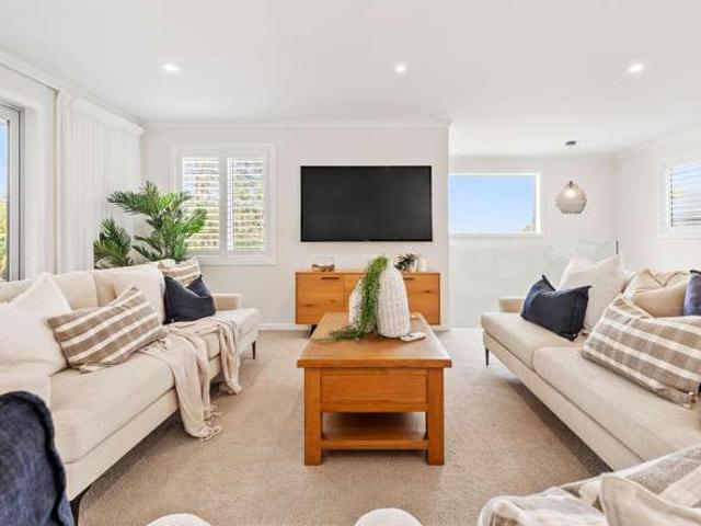 House for sale in Whangaparaoa