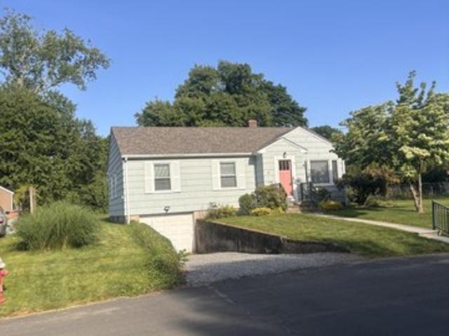 House for sale in East Lyme, Connecticut