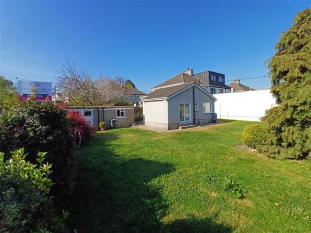 Detached House for sale in Dublin 14, North Tipperary