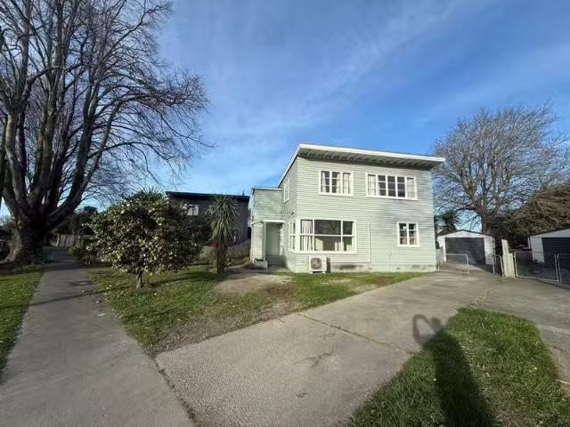 House for sale in Bryndwr, Canterbury