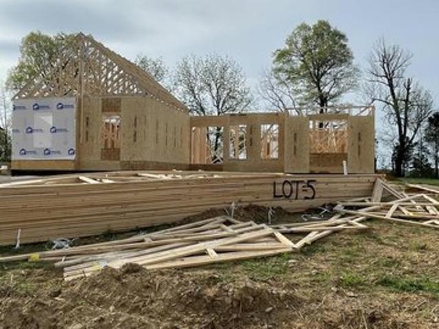 House for sale in Mount Washington, Kentucky