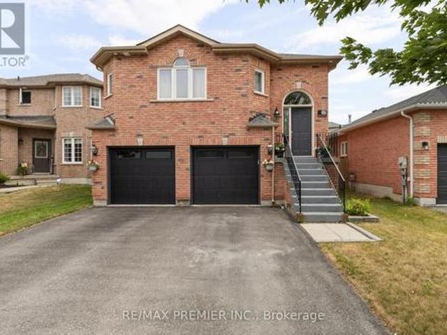 House for sale in Barrie, Ontario