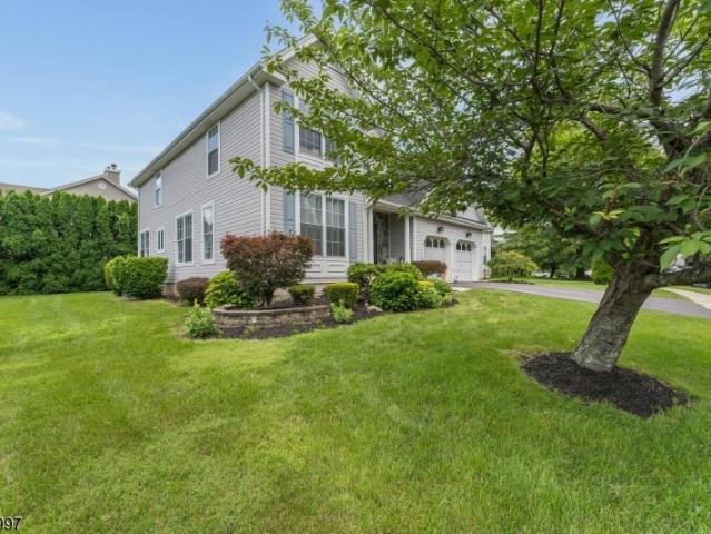 House for sale in Stewartsville, New Jersey