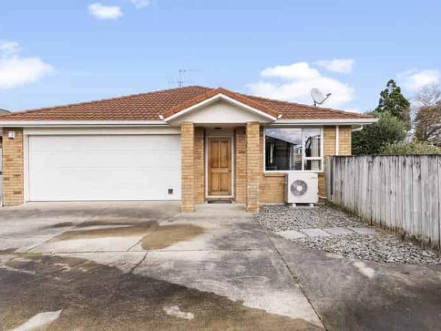 House for rent in Owhata, Oroua County