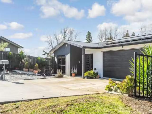 House for sale in Owhata