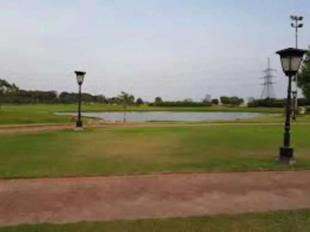 Land for rent in لاہور, لاہور ڈویژن