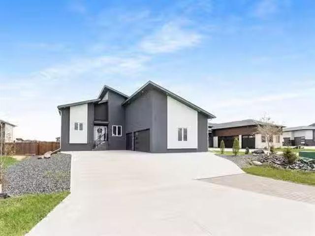 House for sale in Macdonald, Manitoba