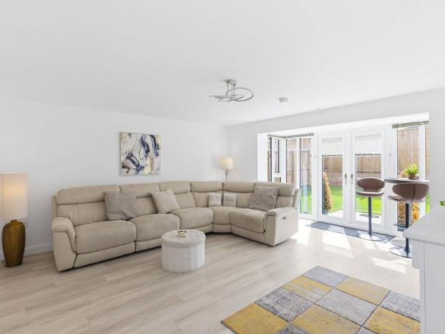House for rent in Cammo, Scotland