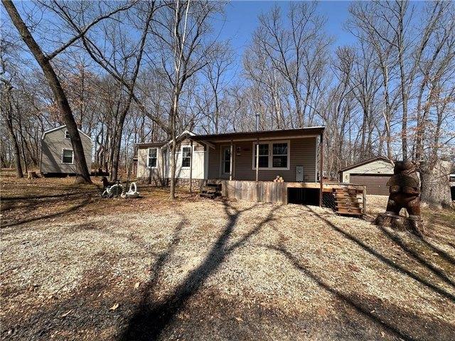 House for sale in Tower Hill, Illinois