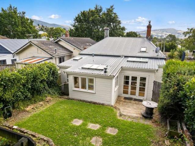 House for sale in Otakou