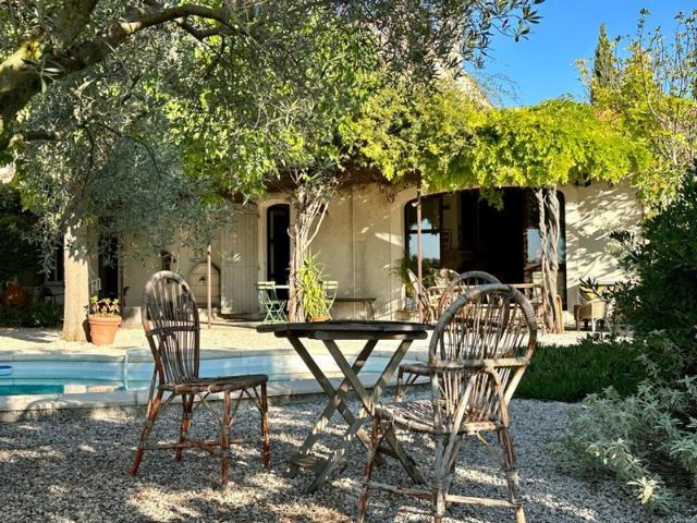 Maison vente à Carpentras, Travaillan