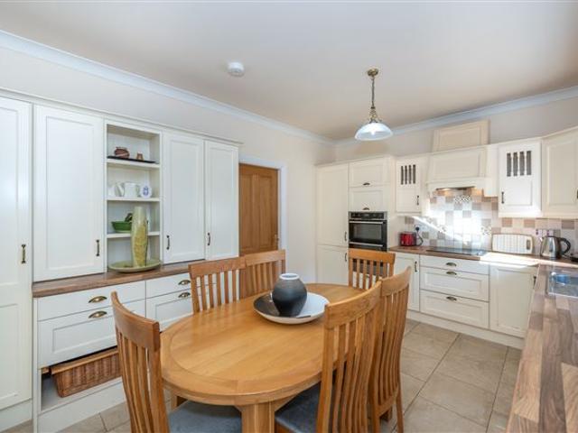 Detached House for sale in Carrigaline, South Tipperary