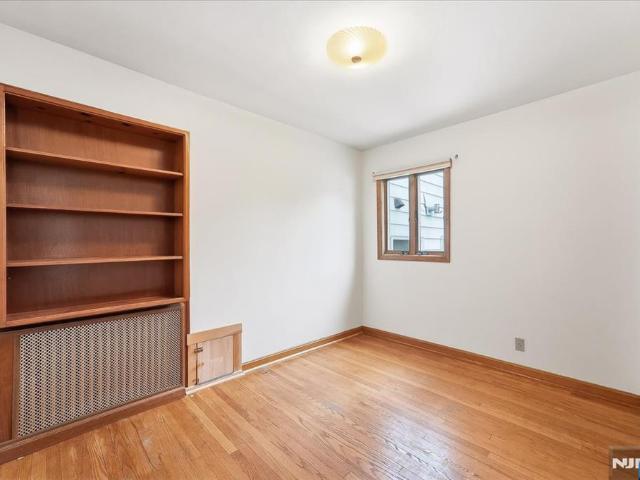 House for sale in Wallington, New Jersey