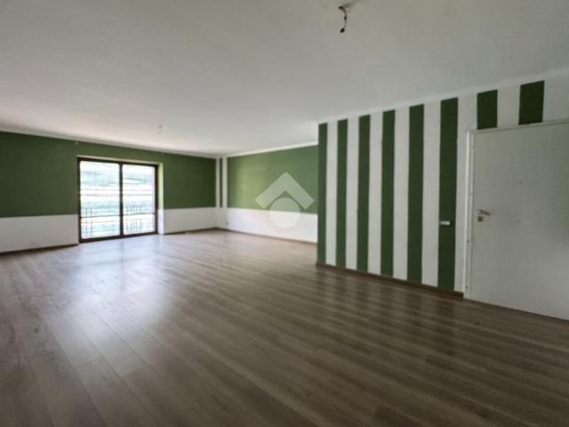 Appartamento in affitto a Avellino, Campania