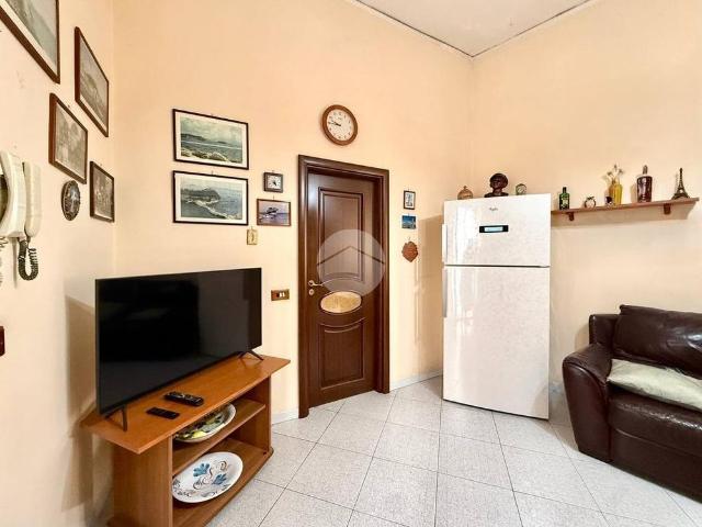 Appartamento in affitto a Municipalità 1, Campania