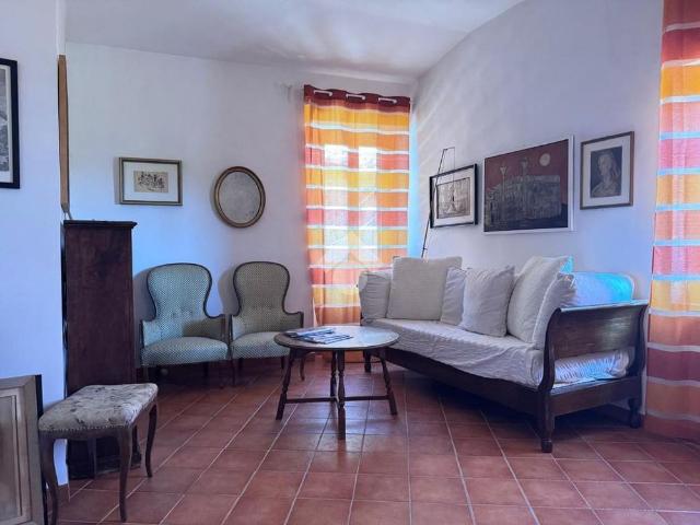 Appartamento in affitto a Caprarola, Lazio