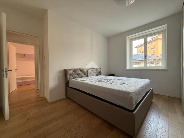 Appartamento in affitto a Territorio Val d'Adige, Trento